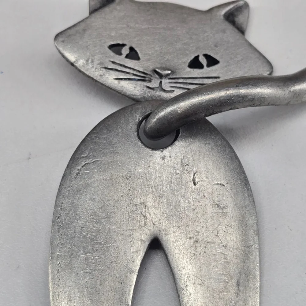 JJ Jonette Brooch Silver Tone Kitty Cat Articulated Large Pin Collectible